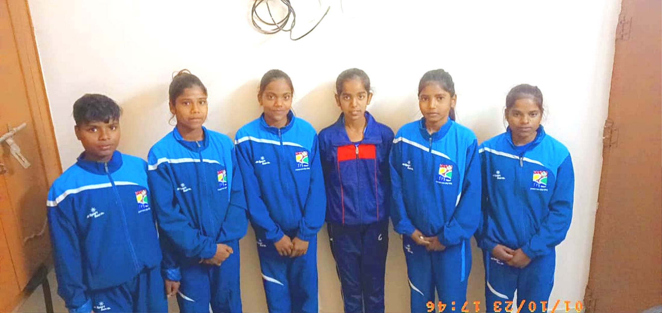 इस सरकारी स्कूल की 6 बालिकाएं राज्य टेनिस बॉल क्रिकेट में चयनित