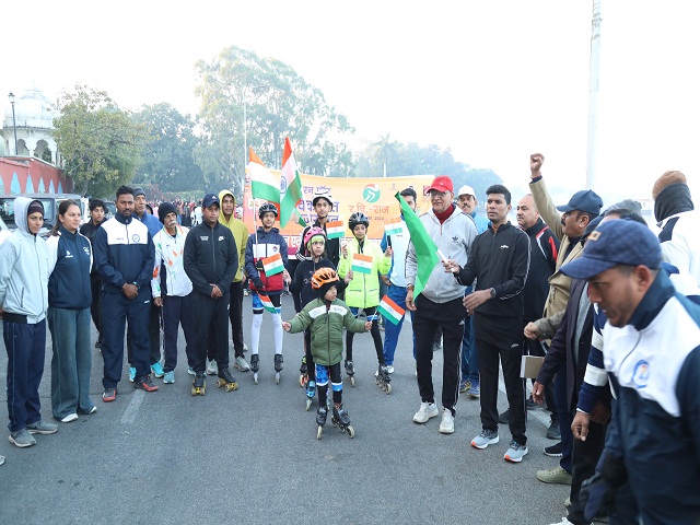 फतहसागर की पाल पर दौड़ा उदयपुर